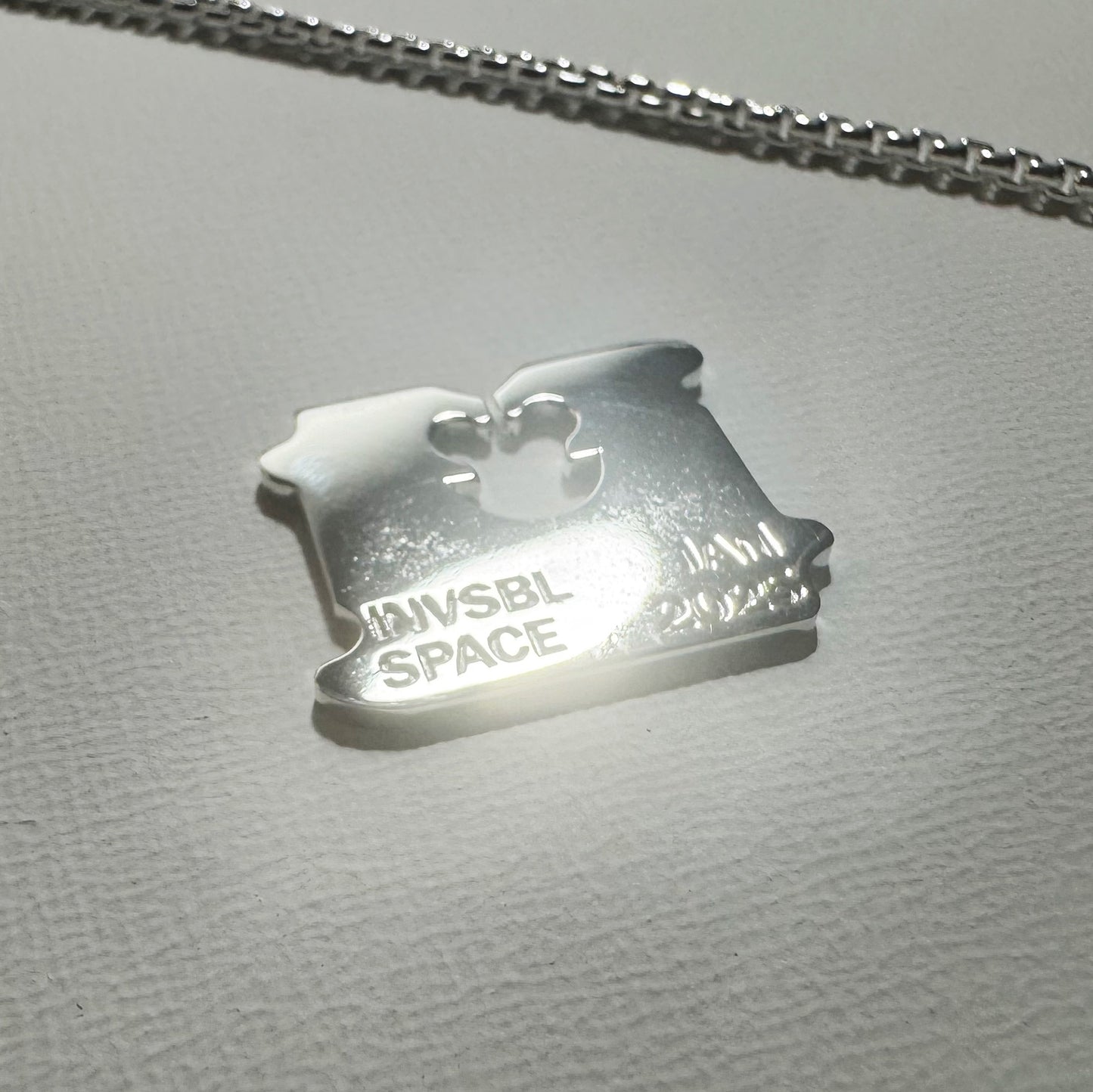 Silver Bread Tab: INVSBL SPACE 2025
